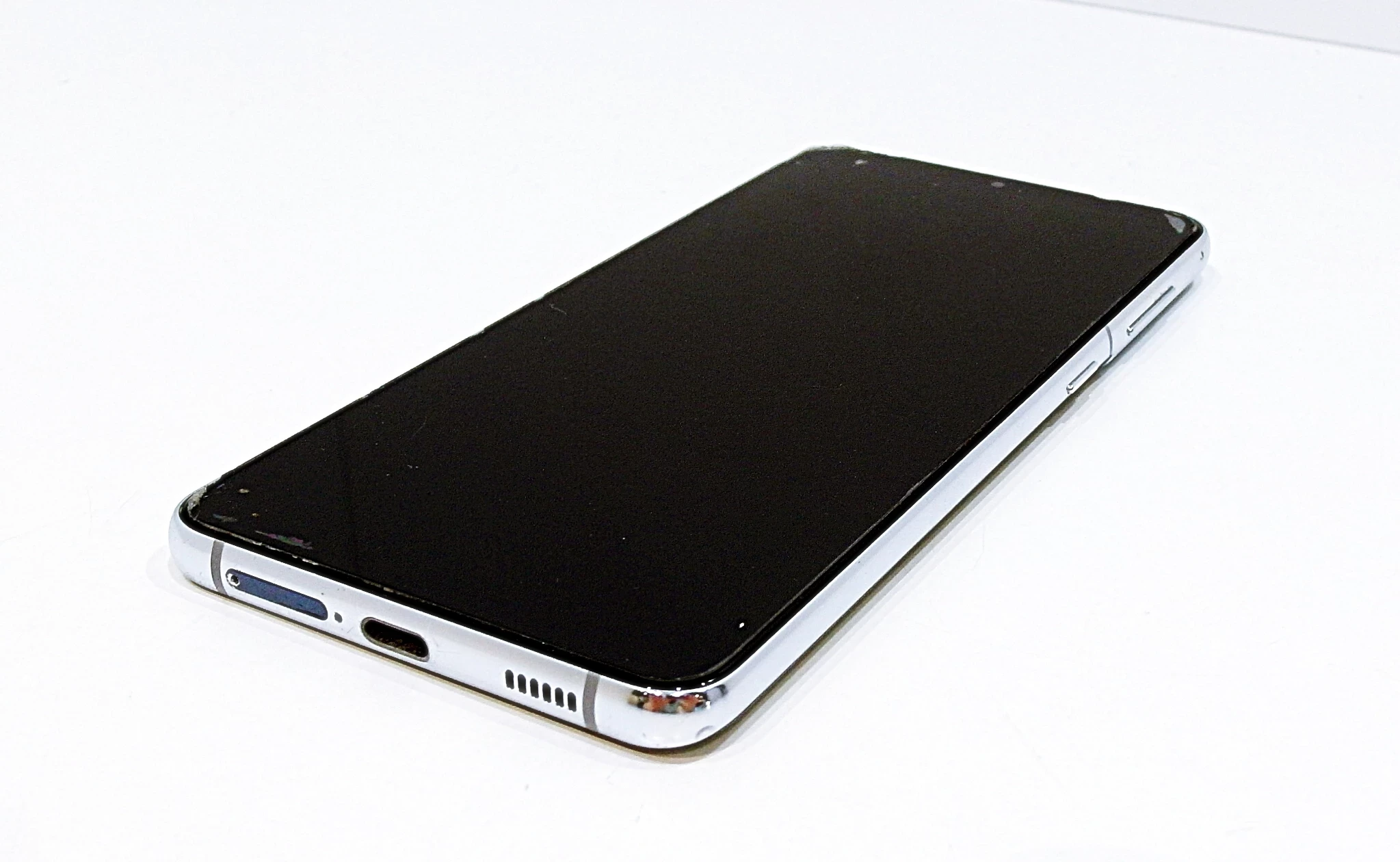 telefon-samsung-s21-plus-pamiec-ram-8-gb