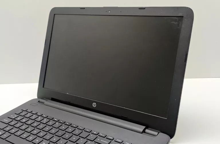 LAPTOP HP 250 G4 INTEL PENTIUM N3700/4GB/500GB/WIN10