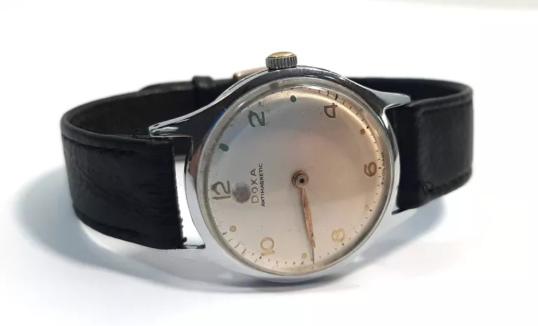 ZEGAREK DOXA SLIM LINE 106.10