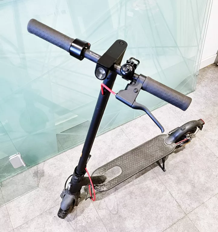 HULAJNOGA ELEKTRYCZNA XIAOMI ELECTRIC SCOOTER 4 PRO 700W