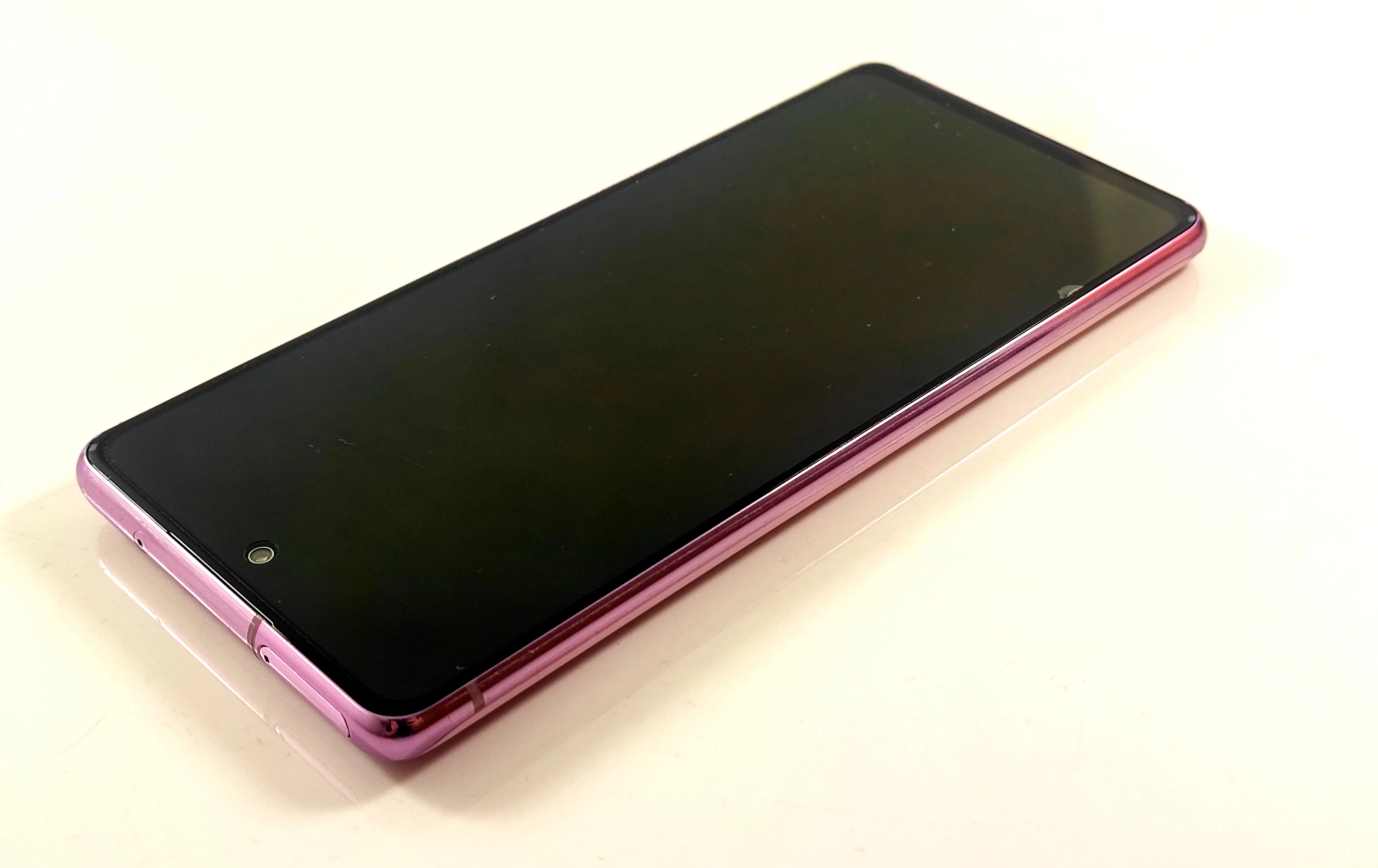 telefon-samsung-galaxy-s20-fe-5g-6-gb-128-gb-kolor-fioletowy