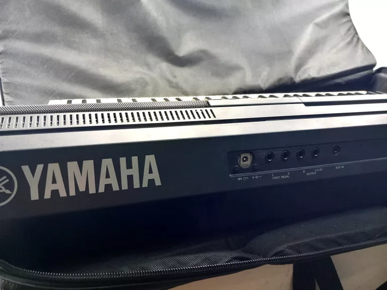 KEYBOARD YAMAHA PSR-S750 + ZASILACZ + POKROWIEC