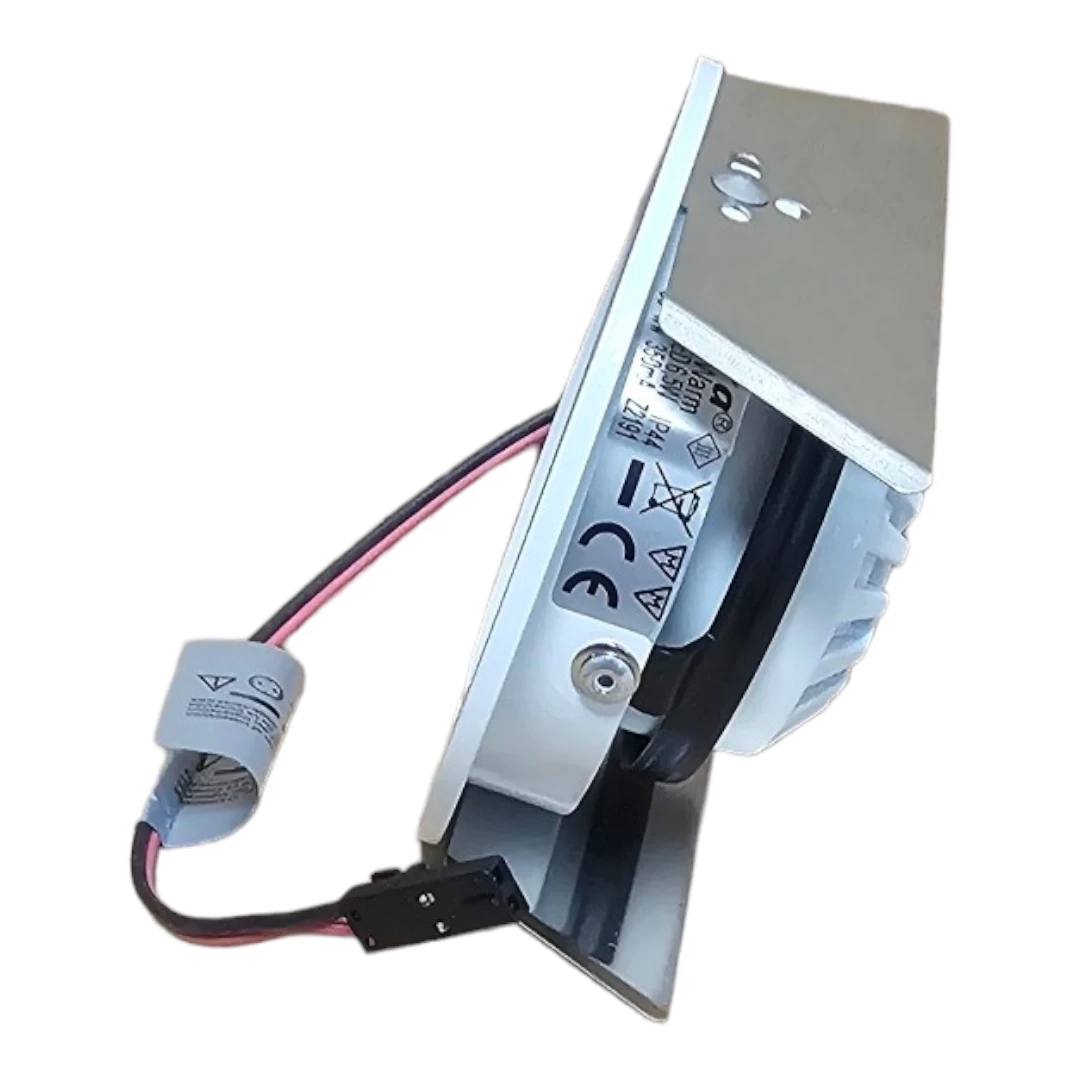 oprawa-hera-sr-68-led-stan-idealny-okazja-kolor-bialy