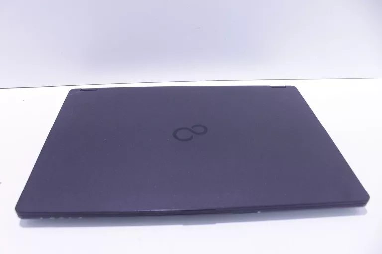 laptop-fujitsu-lifebook-u758-seria-procesora-4366-20