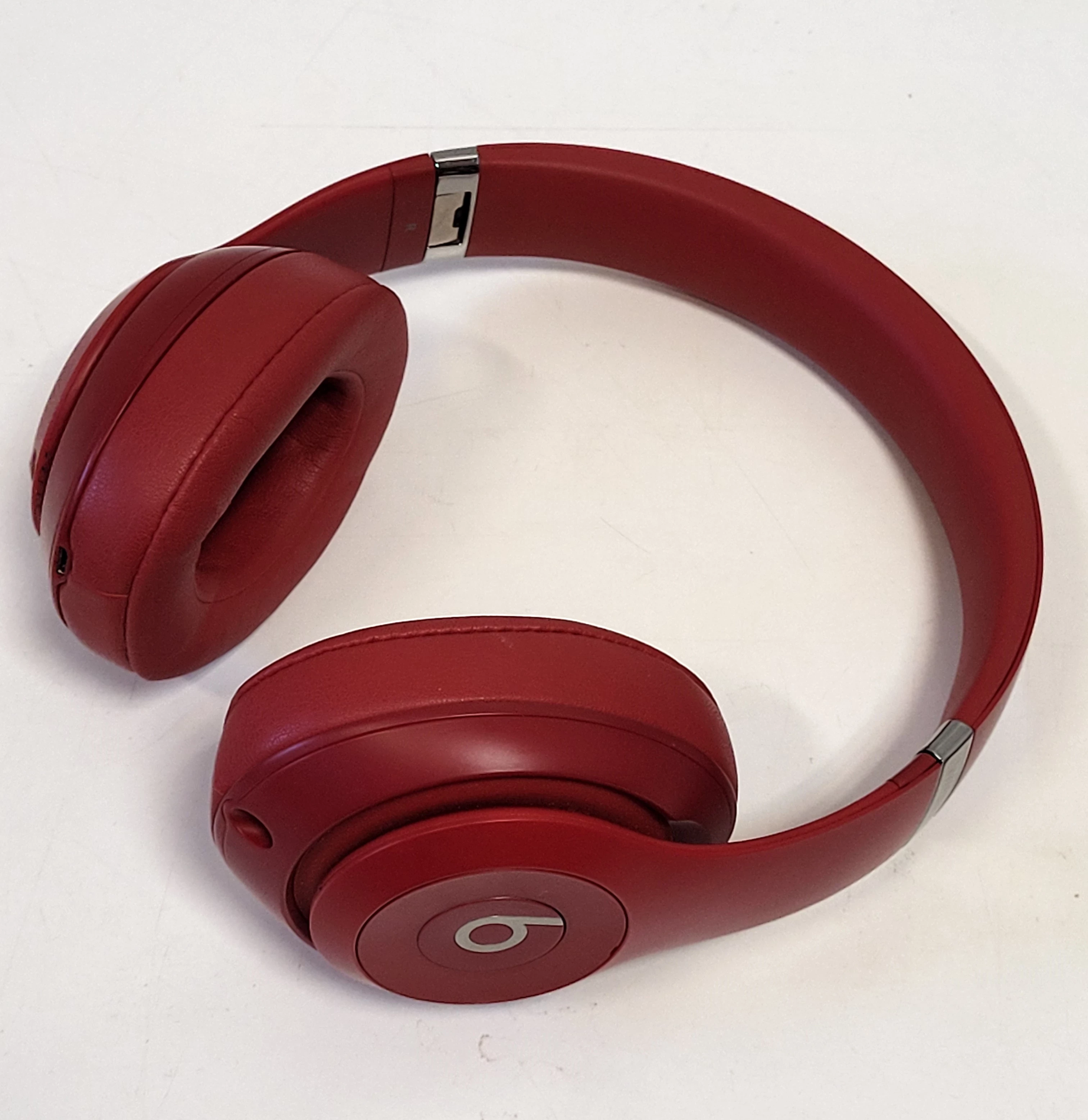 sluchawki-beats-studio-3-wireless-red-kolor-dominujacy-czerwony