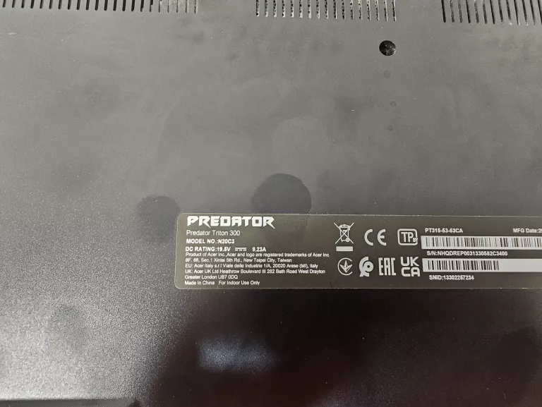 acer-predator-triton-300-pt315-53-53ca-16-gb-i5-rtx3050ti-uklad-klawiatury-249838-1769451