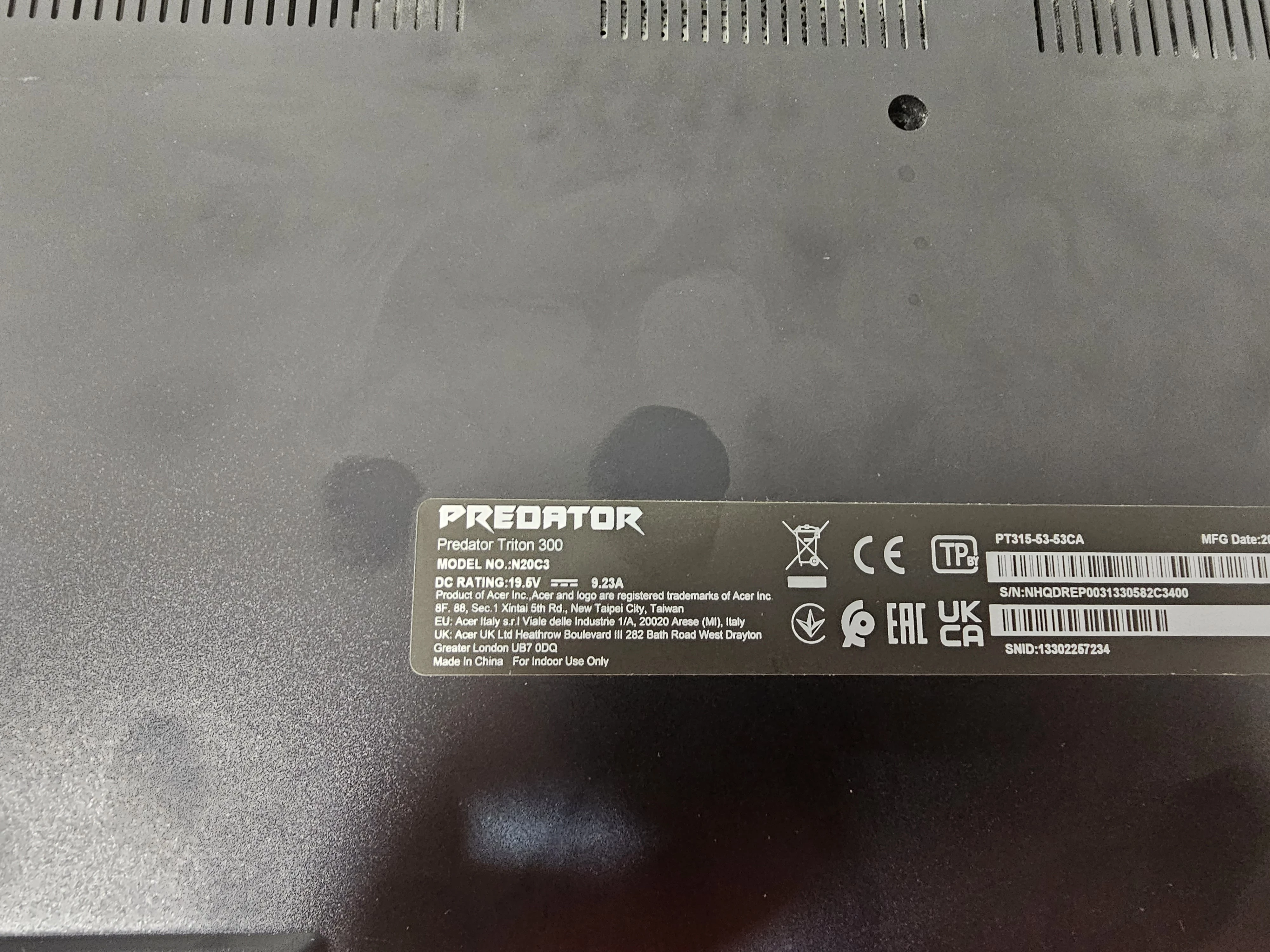 acer-predator-triton-300-pt315-53-53ca-16-gb-i5-rtx3050ti-uklad-klawiatury-249838-1769451