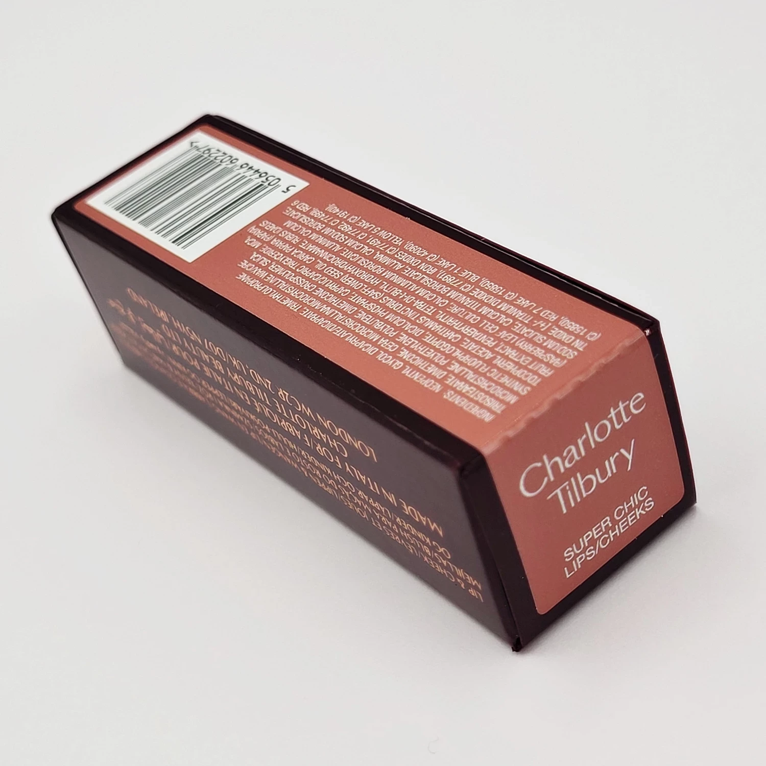 charlotte-tilbury-easy-lip-cheek-wand-super-chic-pomadka-i-roz-2-w-1-ean-gtin-5056446602297