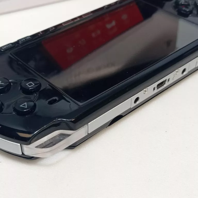 KONSOLA SONY PSP 3004 PUDEŁKO GRY #WARTO!