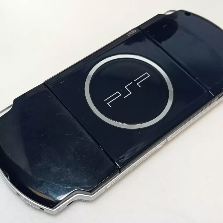 KONSOLA SONY PSP 3004 PUDEŁKO GRY #WARTO!