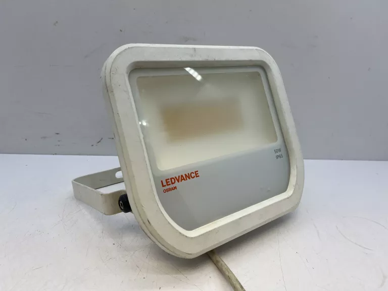 NAŚWIETLACZ LEDVANCE OSRAM 50W IP65