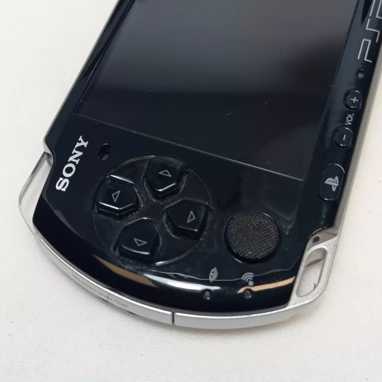 KONSOLA SONY PSP 3004 PUDEŁKO GRY #WARTO!