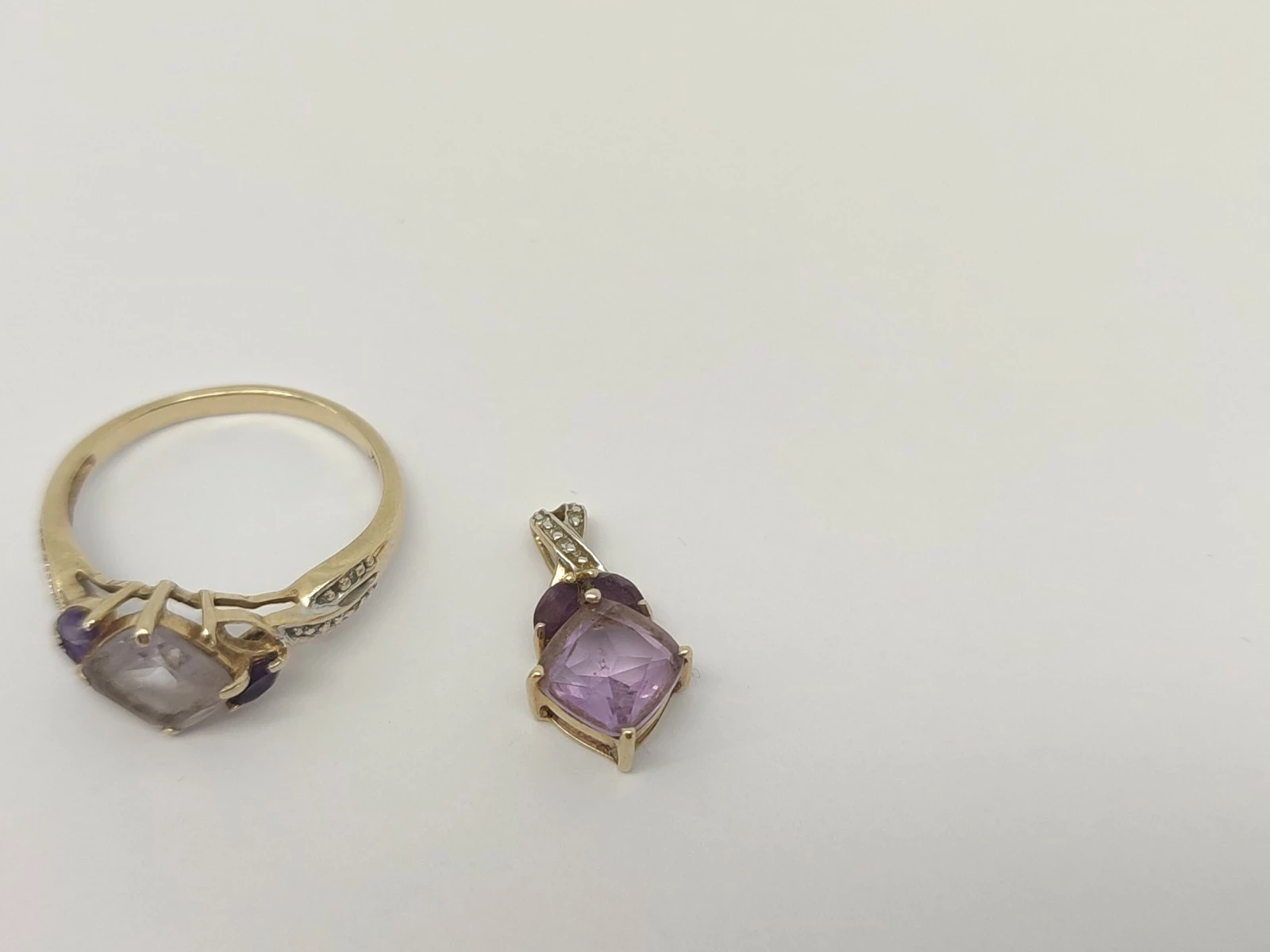 zloty-komplet-pierscionek-zawieszka-pr585-material-15835-2