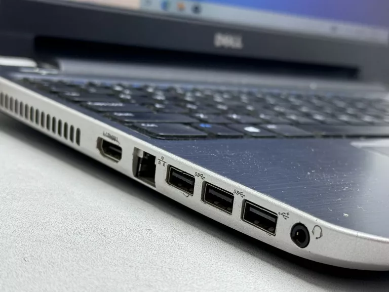 laptop-dell-inspiron-5537-rozdzielczosc-px-1366-x-768