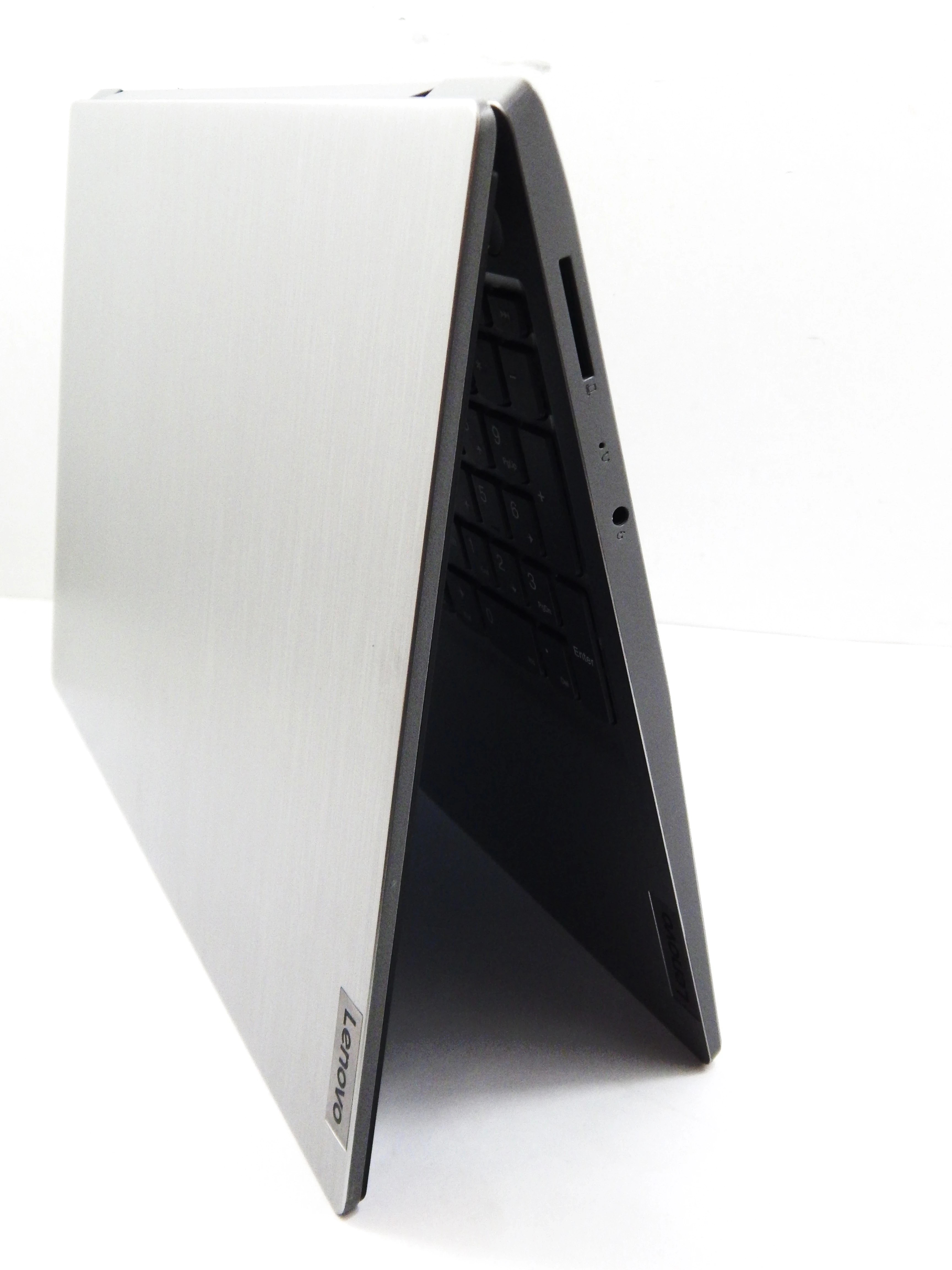 laptop-lenovo-ideapad-3-15ada05-rodzaj-karty-graficznej-grafika-zintegrowana