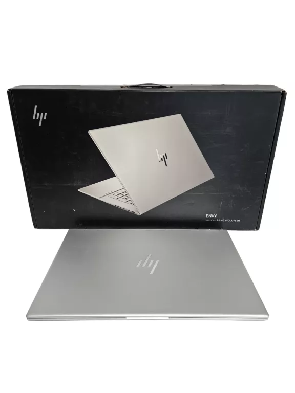 LAPTOP HP ENVY 17-CR0875ND 17.3" I7-1255U 16 GB 1TB SSD RTX 2050 4GB