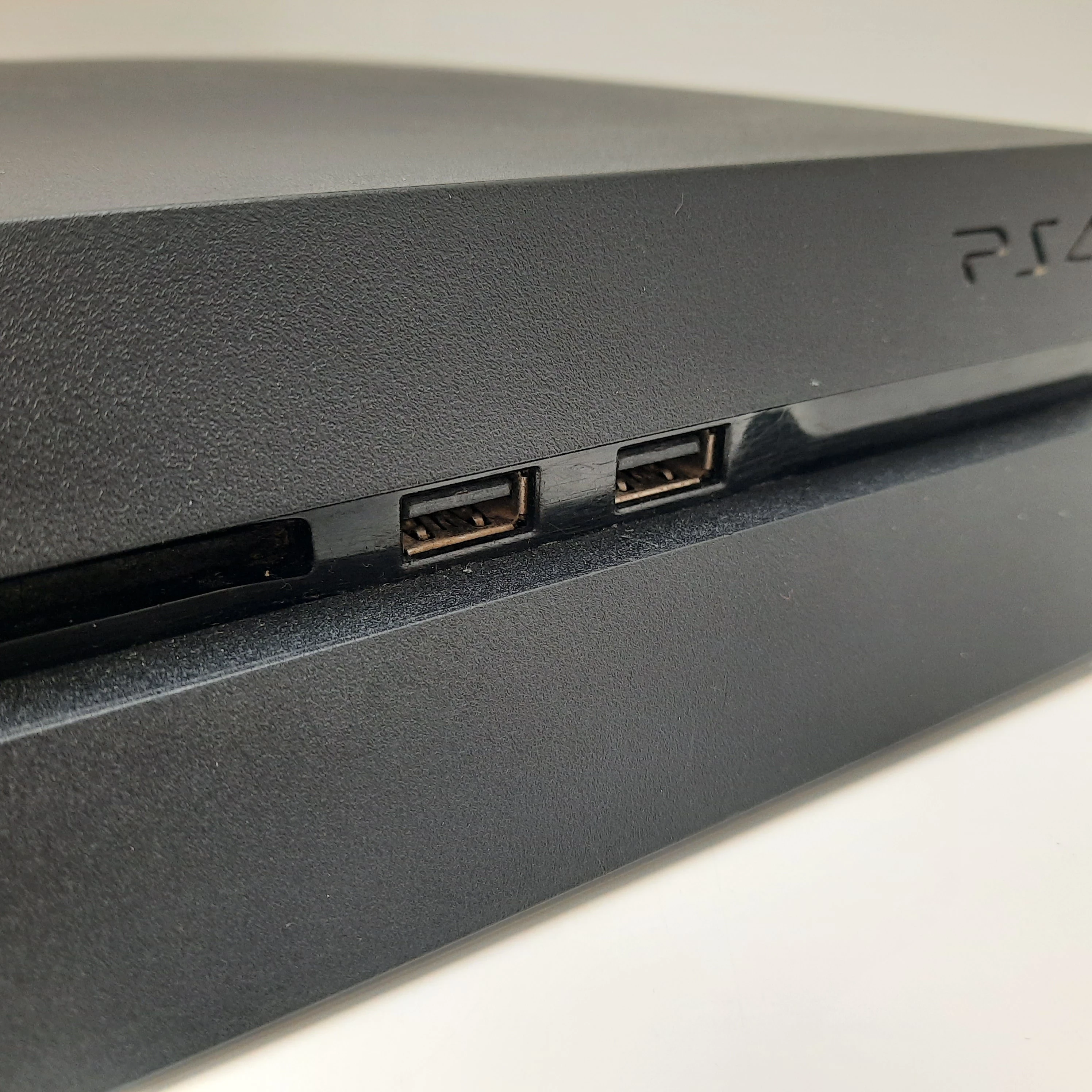 konsola-playstation-4-gry-w-zestawie-nie