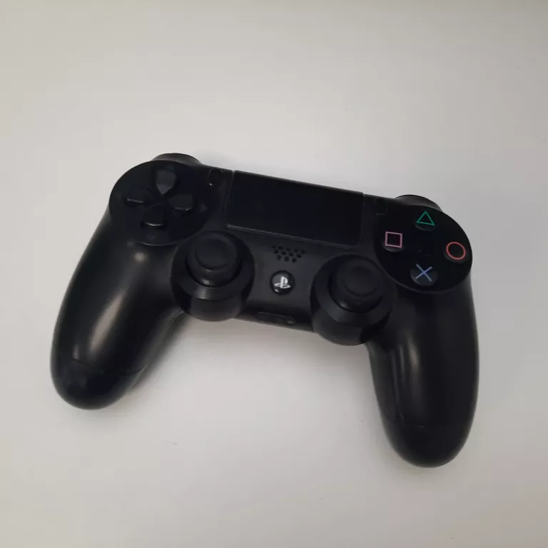 konsola-playstation-4-stan-uzywany