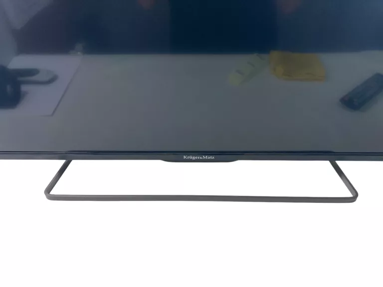TV 40" TELEWIZOR KRUGER&MATZ KM0240 + PILOT