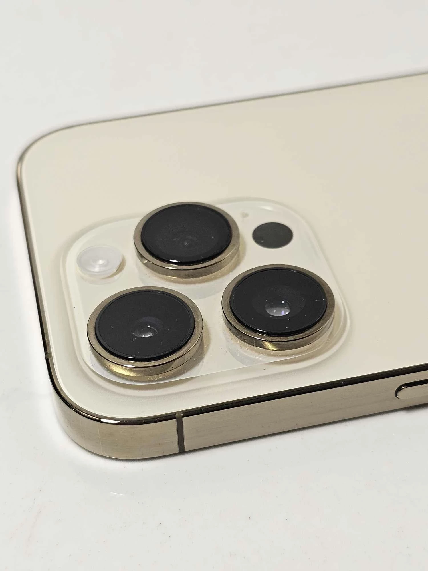 telefon-iphone-14-pro-128gb-typ-smartfon