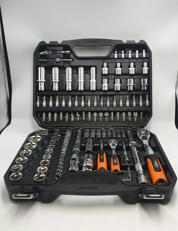NEO TOOLS KLUCZE NASADOWE 110SZT 1/4 1/2 CRV 08-666