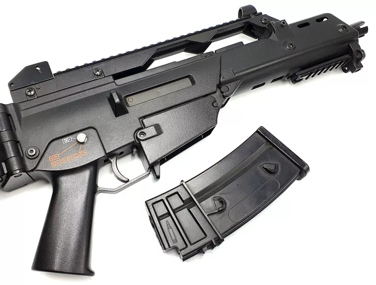 USZKODZONY KARABIN AEG ASG G608