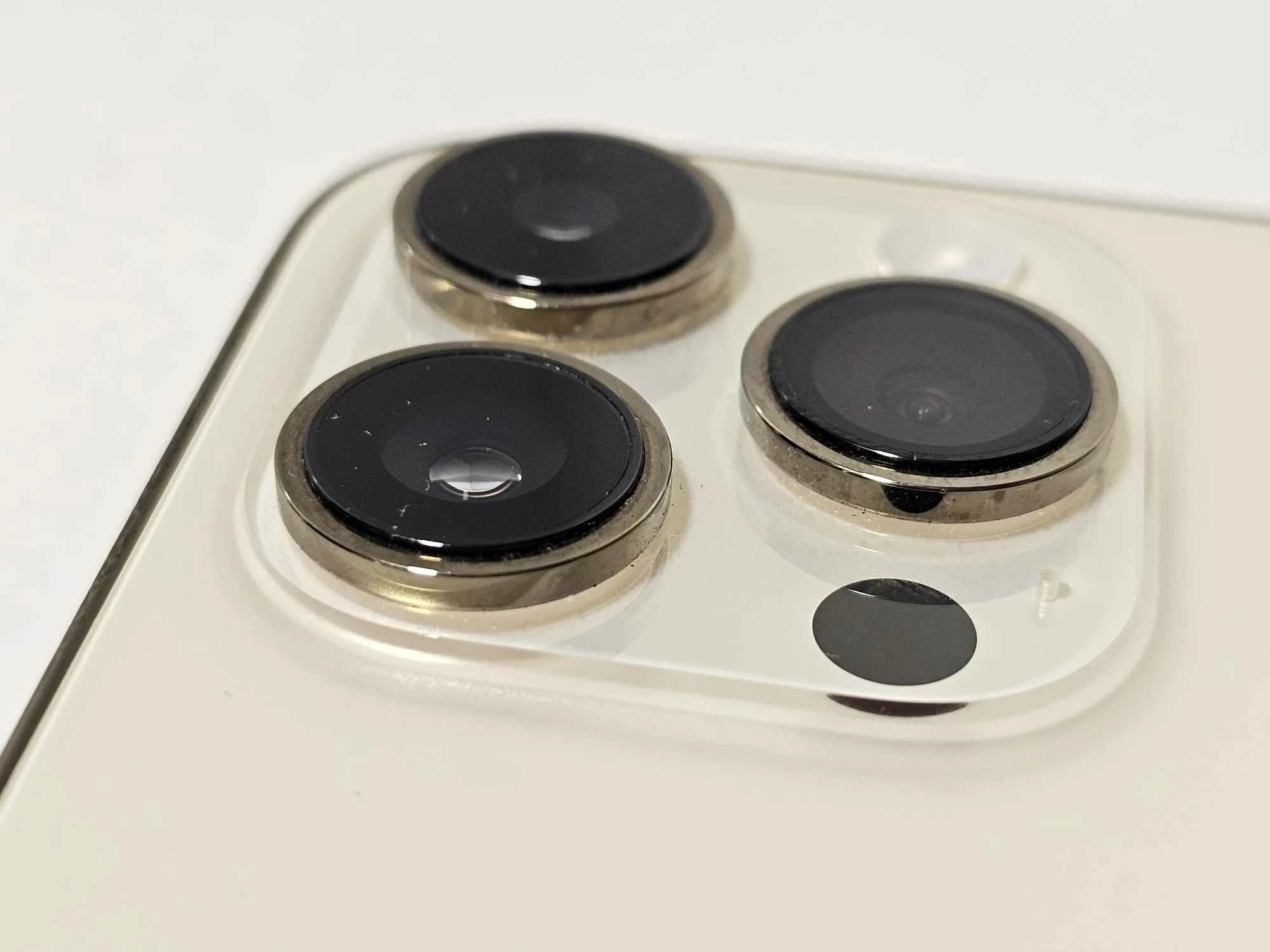 telefon-iphone-14-pro-128gb-przekatna-ekranu-610