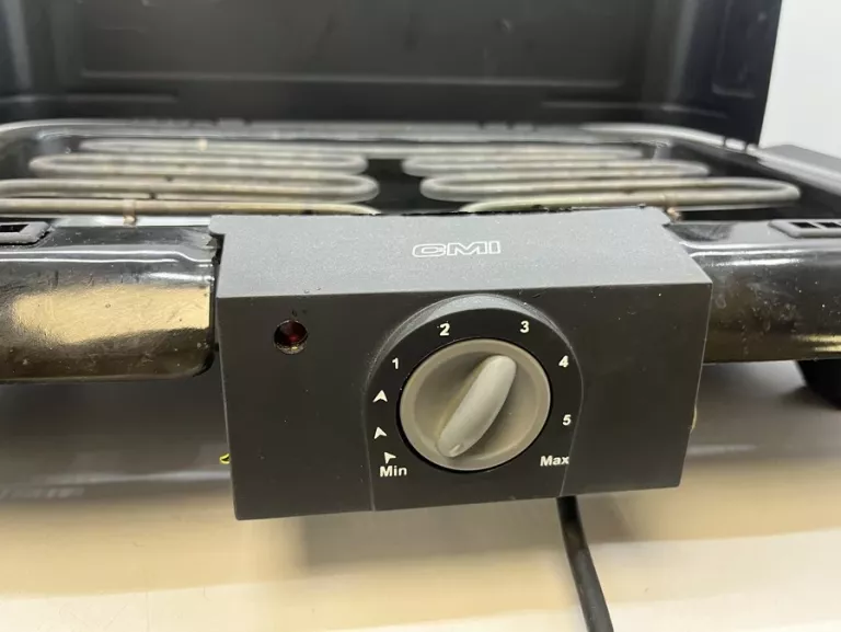 GRILL ELEKTRYCZNY ZE STOJAKIEM CMI 236270