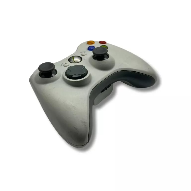 KONSOLA XBOX 360 + DWA PADY