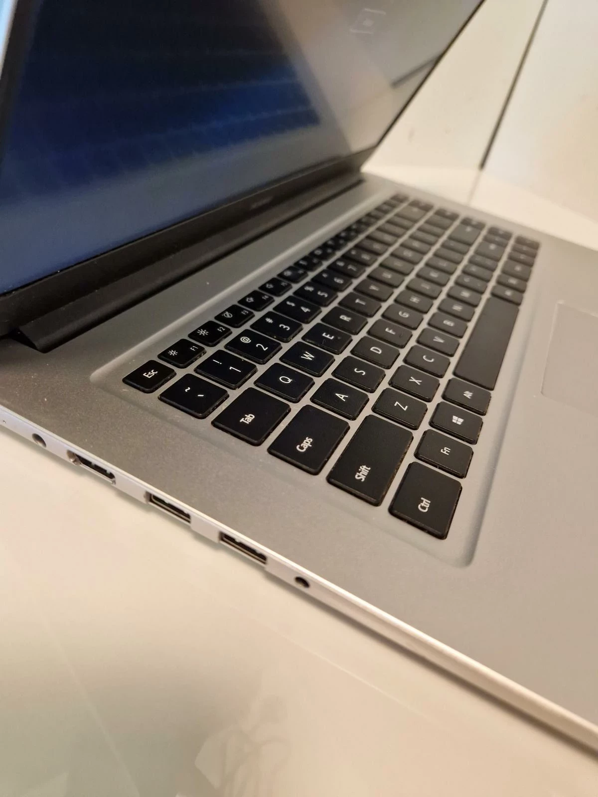 laptop-huawei-matebook-mrc-w10zasilacz-pojemnosc-dysku-256