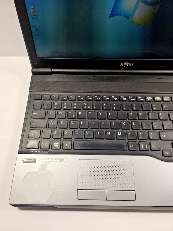 LAPTOP FUJITSU LIFEBOOK A530 15,6 " INTEL CORE I3 4 GB / 250 GB