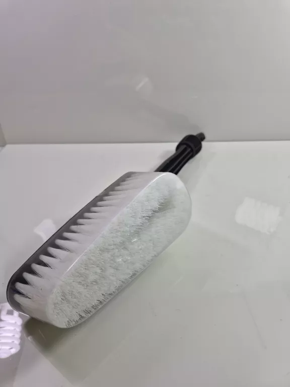 myjka-cisnieniowa-blackdecker-pw-1400-k-maksymalna-moc-00