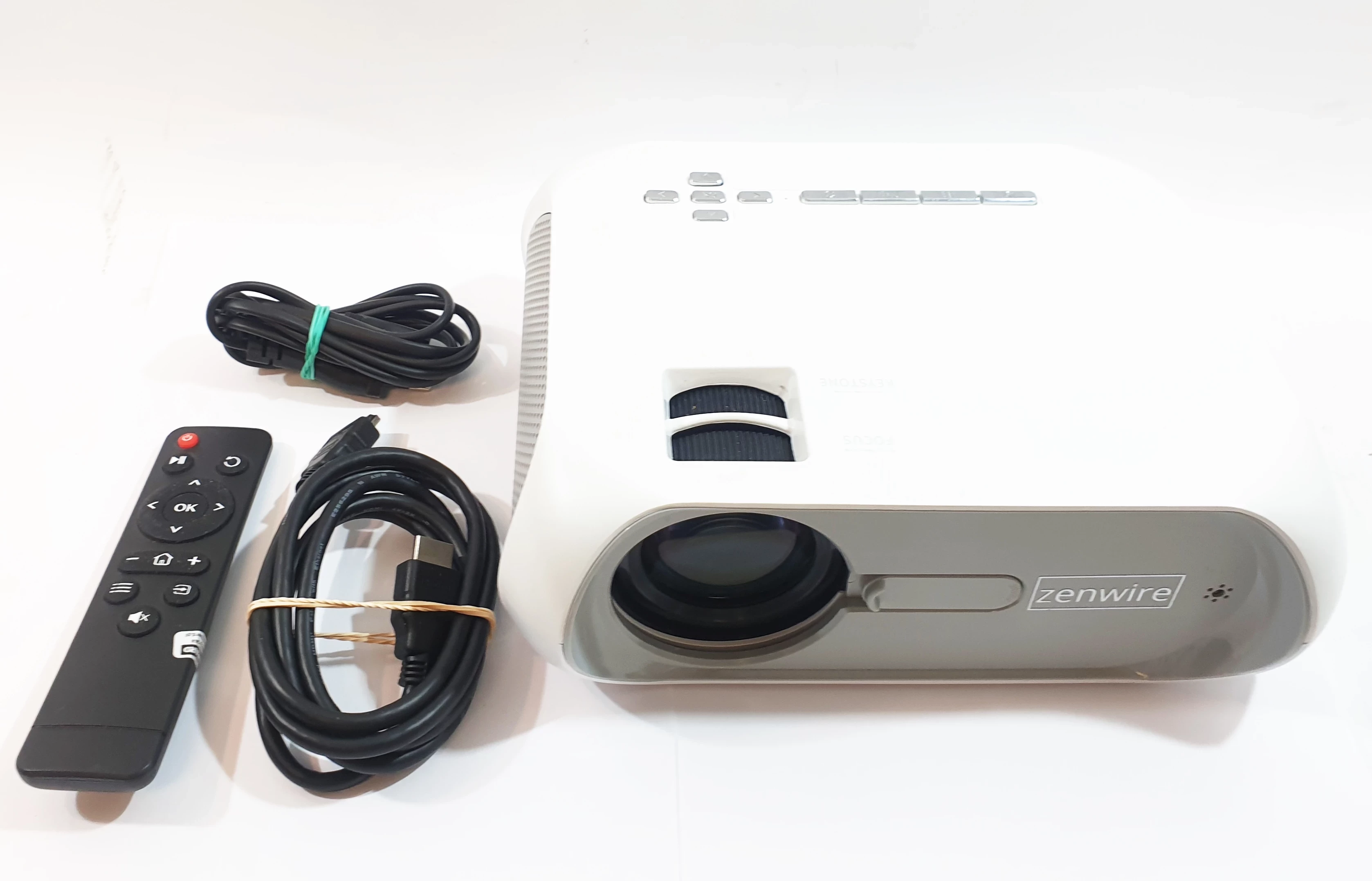 projektor-led-4k-full-hd-1080p-zenwire-s5-wifi-rozdzielczosc-podstawowa-px-1920-x-1080