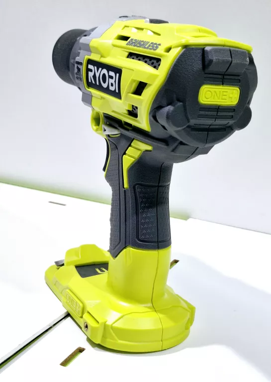AKUMULATOROWA WIERTARKO-WKRĘTARKA Z UDAROWA RYOBI R18PD7 SUPER STAN