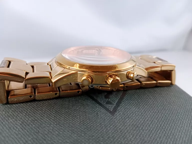 ZEGAREK DAMSKI GUESS SOLAR W1070L3