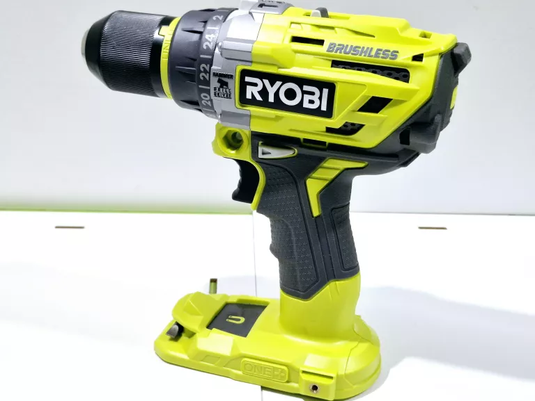 AKUMULATOROWA WIERTARKO-WKRĘTARKA Z UDAROWA RYOBI R18PD7 SUPER STAN