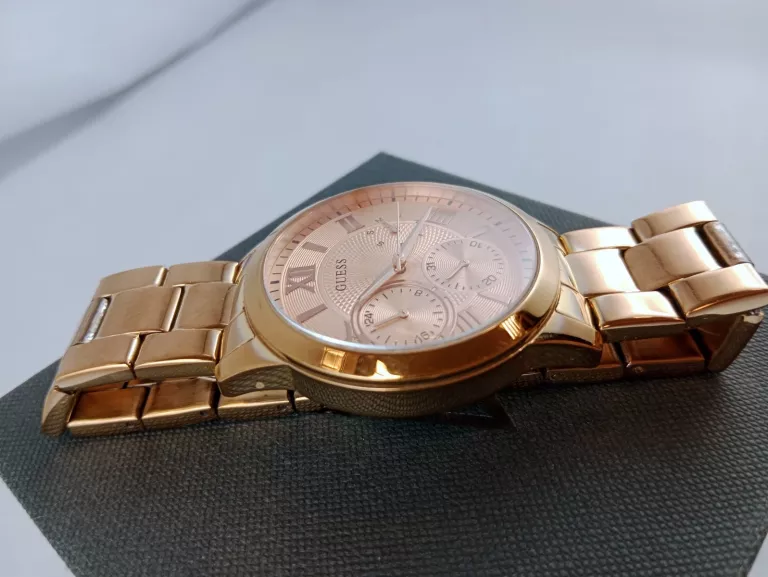 ZEGAREK DAMSKI GUESS SOLAR W1070L3