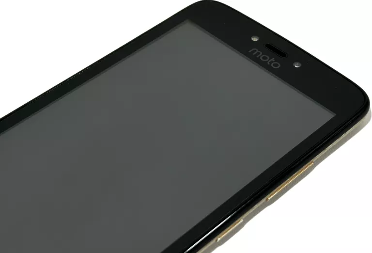 SMARTFON MOTOROLA MOTO C 1/16GB 5" ZŁOTY PA6L0140PL