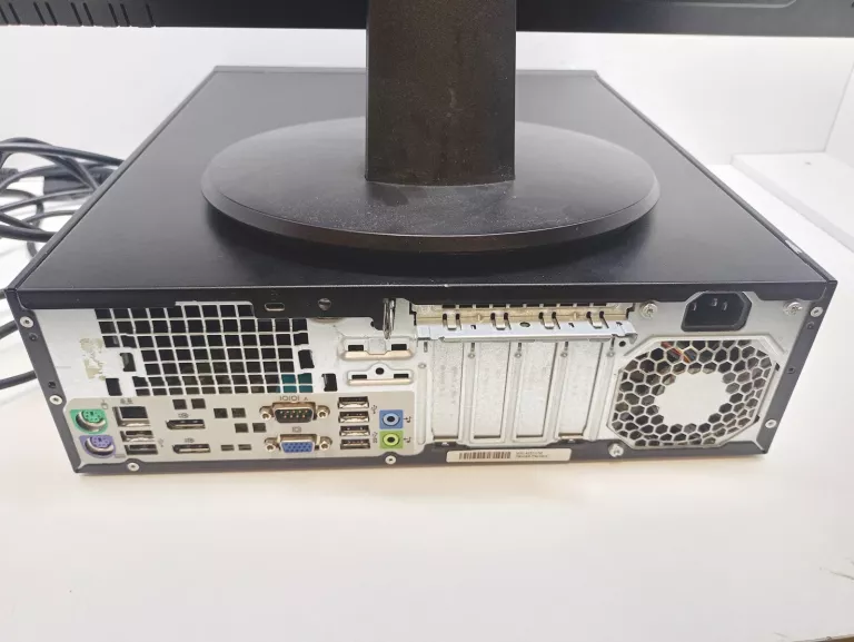 KOMPUTER STACJONARNY HP ELITEDESK 800 G1 + MONITOR