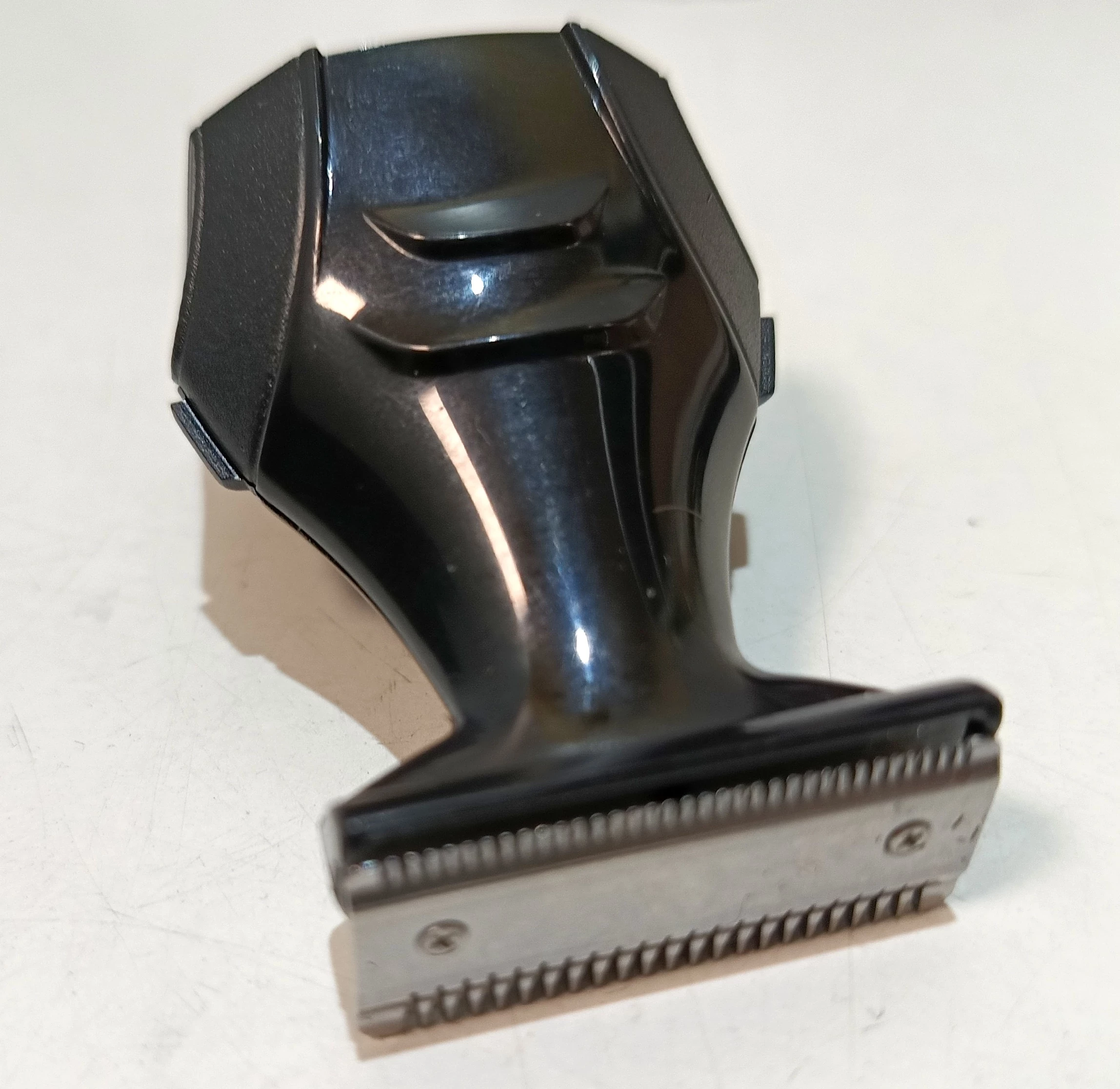 maszynka-do-wlosow-z-trymerem-remington-pg-6032-zasilanie-akumulatorowe