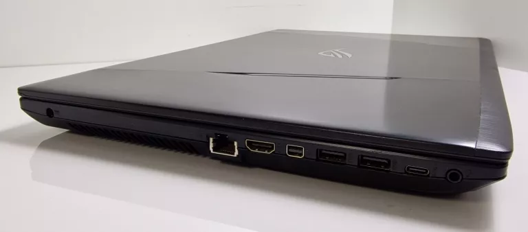 ASUS ROG STRIX GL753V I7/8GB/GTX1050TI