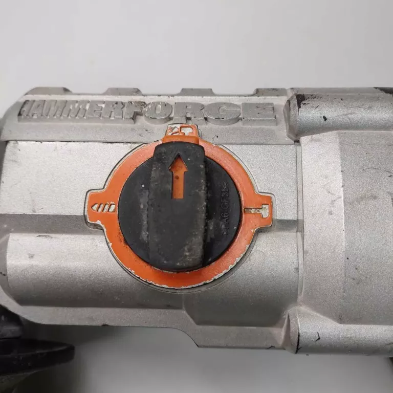 mlotowiertarka-worx-wx332-maksymalna-moc-800