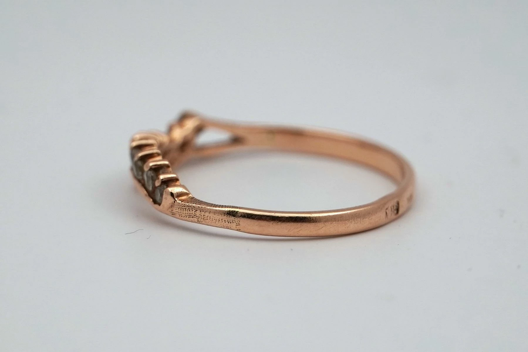 zloty-pierscionek-z-cyrkoniami-585-14k-r21-200g-kamien-cyrkonia