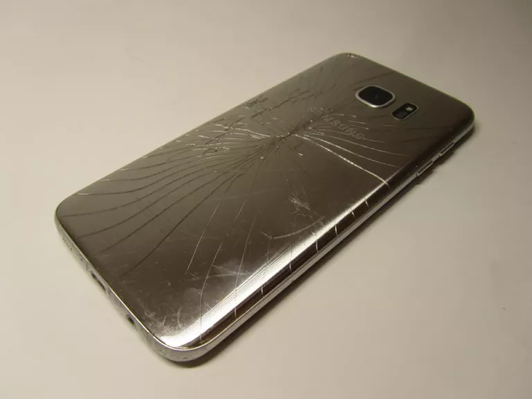SAMSUNG S7 EDGE