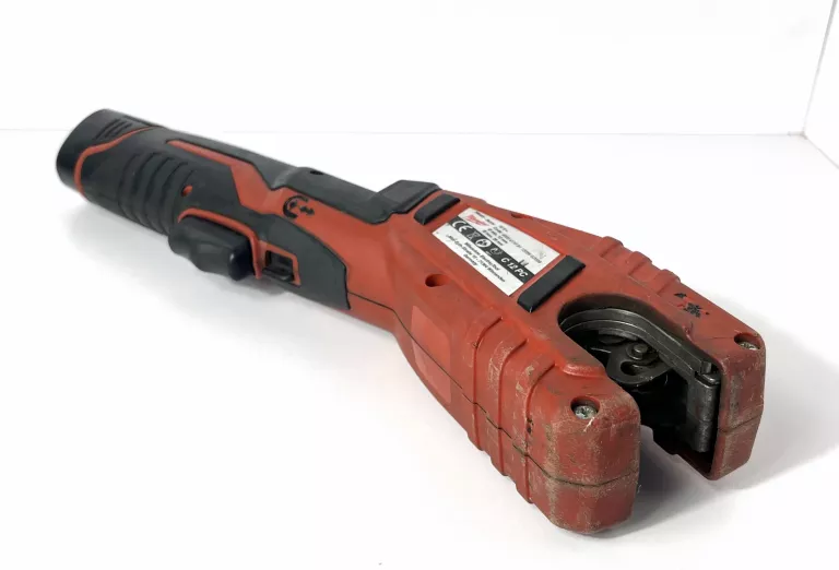 OBCINAK DO RUR MIEDZIANYCH MILWAUKEE C 12 PC