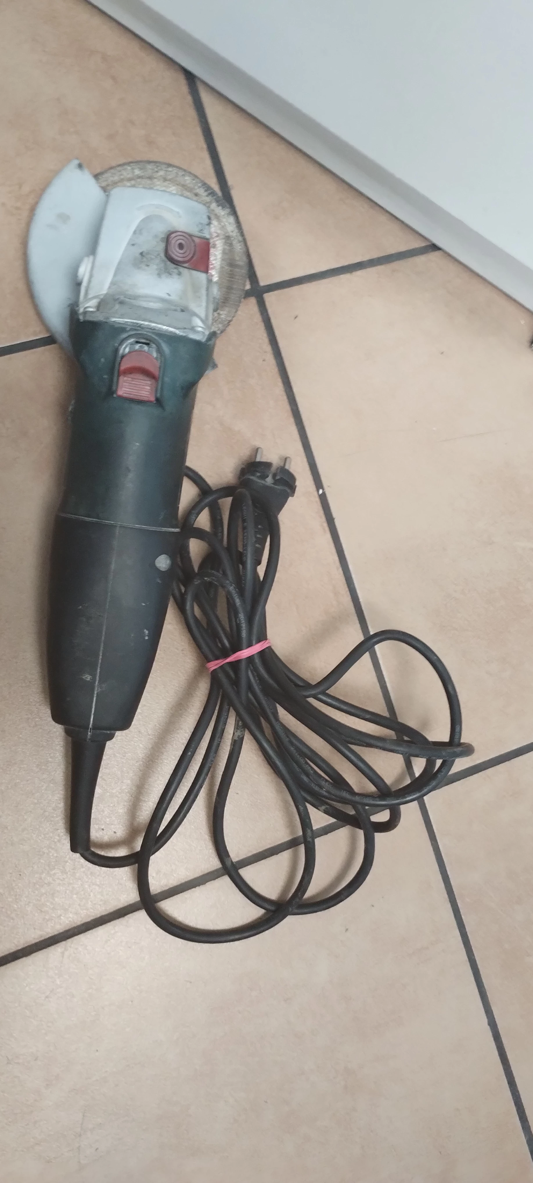 szlifierka-katowa-metabo-pa6-gf-35-stan-uzywany