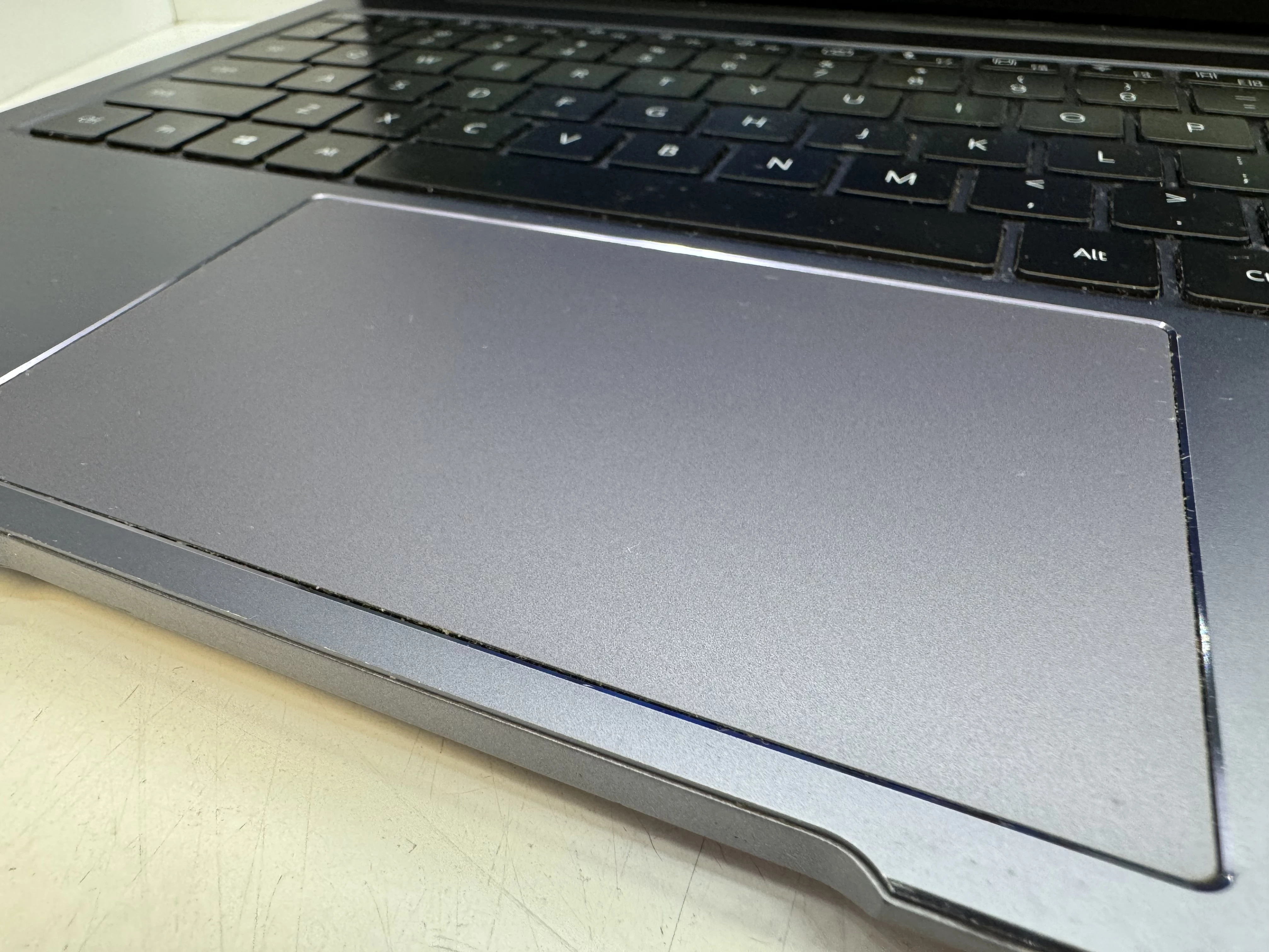 laptop-huawei-matebook-14-16512gb-ssd-amd-ryzen-5-stan-uzywany