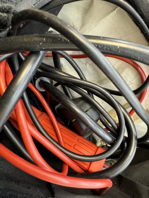 prostownik-do-akumulatorow-norauto-nx-4000-marka-norauto