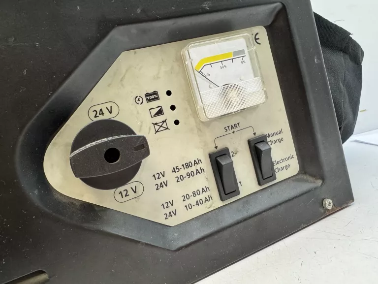 prostownik-do-akumulatorow-norauto-nx-4000-natezenie-maksymalne-8