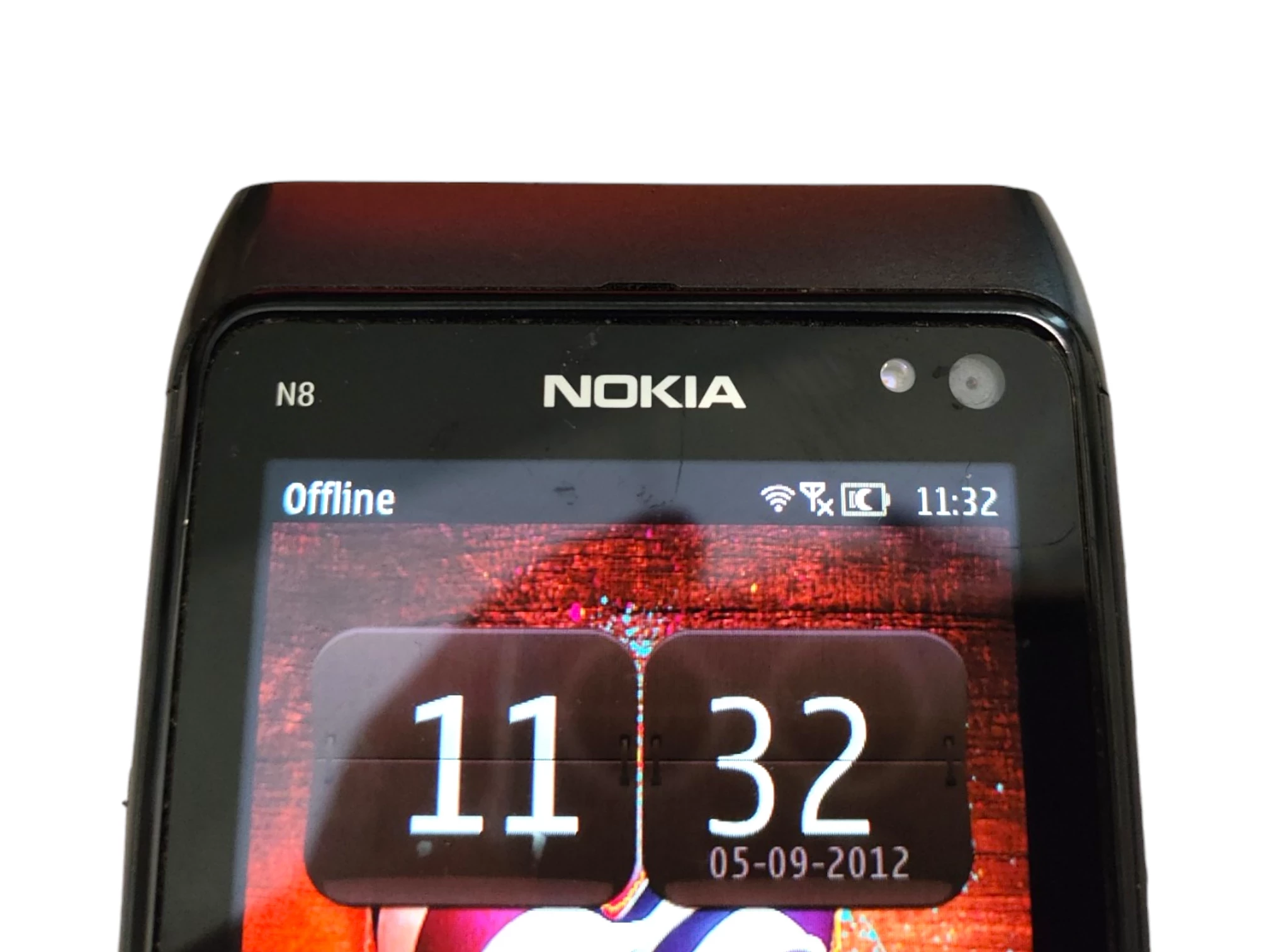 telefon-nokia-n8-00-35-1200mah-256mb16gb-12mpx-opis-kolor-czarny